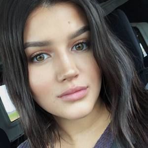 Meet your Posher, Bailee